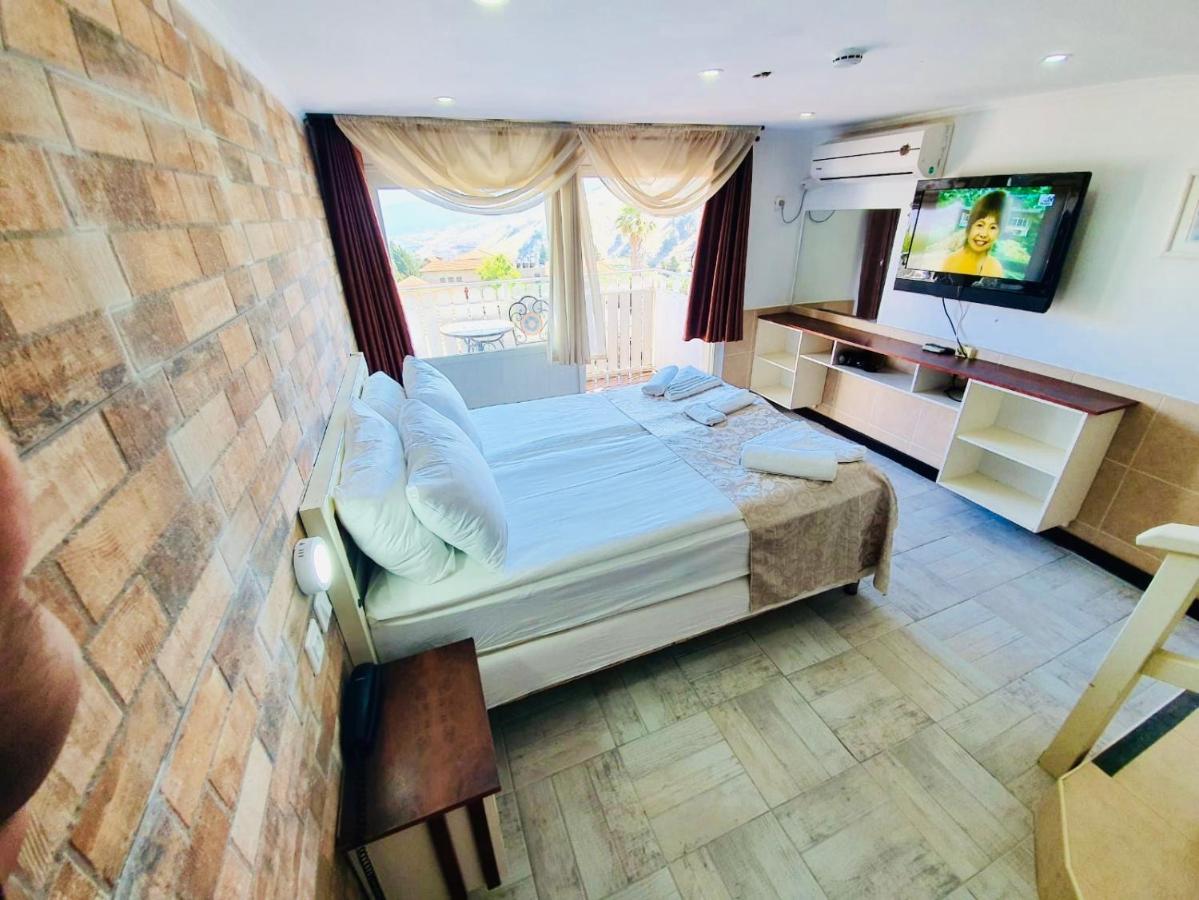 Alaska Inn Hotel Metula ภายนอก รูปภาพ