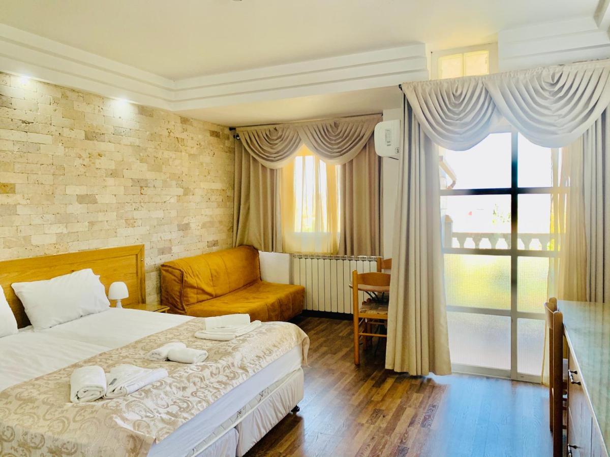 Alaska Inn Hotel Metula ภายนอก รูปภาพ