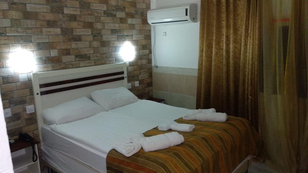 Alaska Inn Hotel Metula ภายนอก รูปภาพ